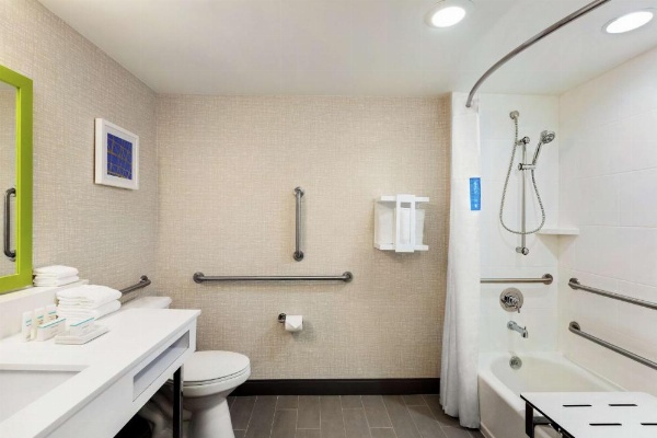 Hampton Inn By Hilton And Suites Ft. Lauderdale-Airport image 17