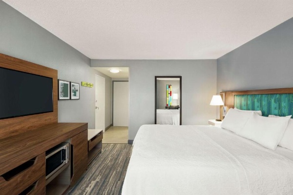 Hampton Inn By Hilton And Suites Ft. Lauderdale-Airport image 25